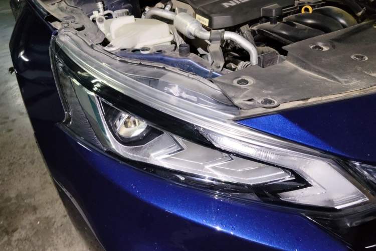 Used Nissan Teana 2021 2.0L XL Upper AD1 Smart Drive & Navigation Edition Right Front Headlight
