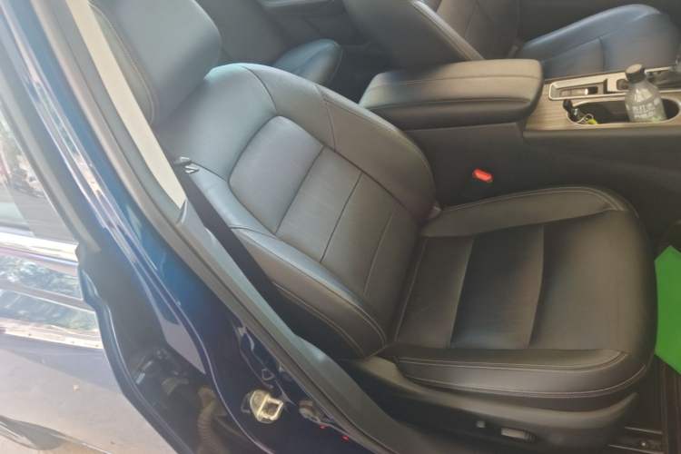 Used Nissan Teana 2021 2.0L XL Comfort Edition Right Front Seat