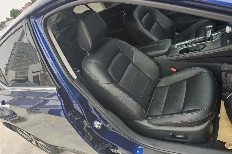 Used Nissan Teana 2021 2.0T XL Smart Upgrade Edition Right Front Seat