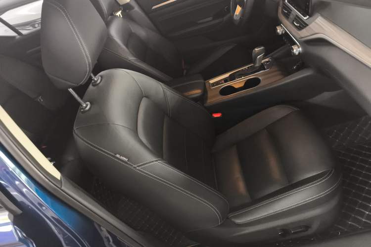Used Nissan Teana 2021 2.0L XL Comfort Edition Right Front Seat