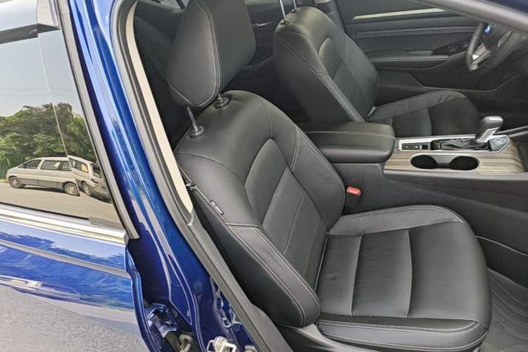 Used Nissan Teana 2021 2.0L XL Comfort Edition Right Front Seat