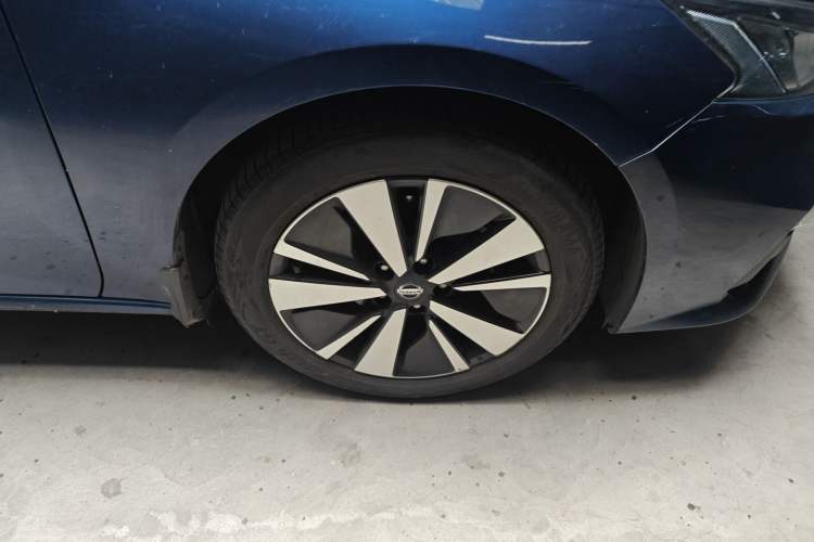 Used Nissan Teana 2021 2.0L XL Comfort Edition Right Front Wheel Hub