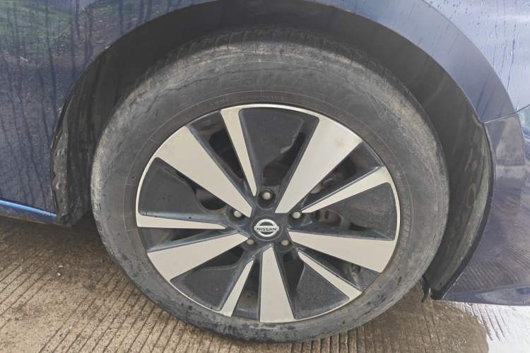Used Nissan Teana 2021 2.0L XL Comfort Edition Right Front Wheel Hub
