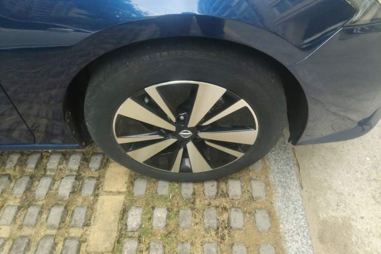 Used Nissan Teana 2021 2.0L XL Comfort Edition Right Front Wheel Hub