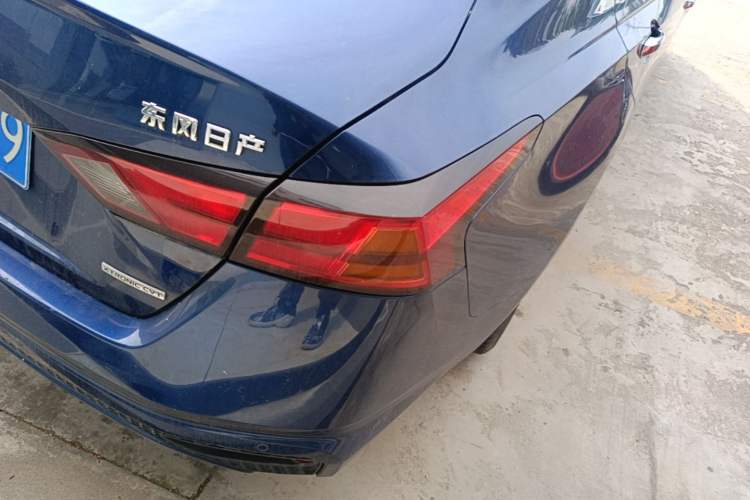 Used Nissan Teana 2021 2.0L XL Upper AD1 Smart Drive & Navigation Edition Right Rear Taillight