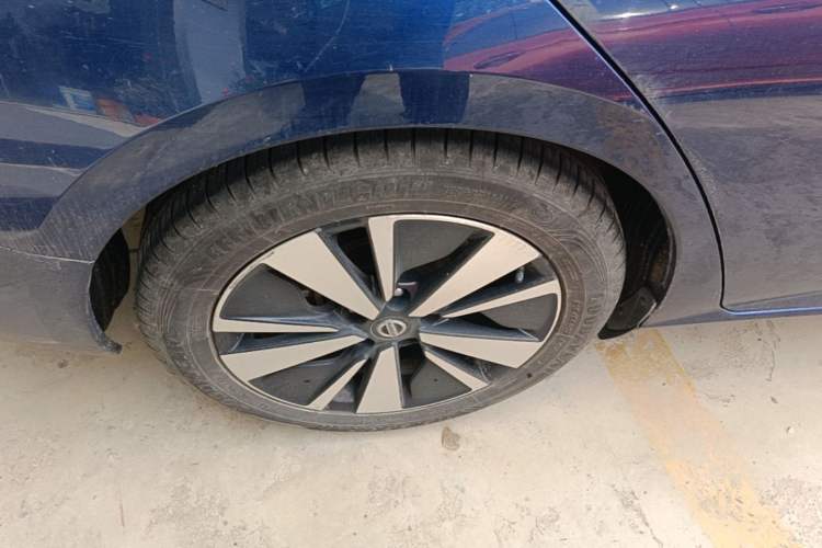 Used Nissan Teana 2021 2.0L XL Upper AD1 Smart Drive & Navigation Edition Right Rear Wheel Hub