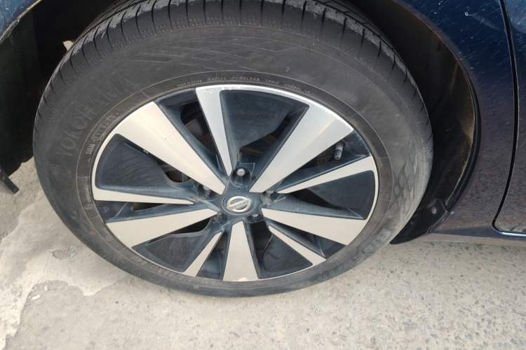 Used Nissan Teana 2021 2.0T XL Upper AD1 Smart Navigation Edition Right Rear Wheel Hub