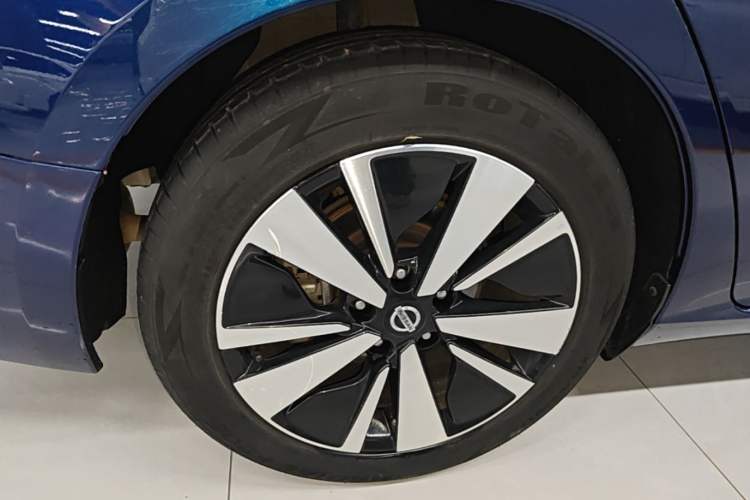 Used Nissan Teana 2021 2.0T XL Smart Upgrade Edition Right Rear Wheel Hub