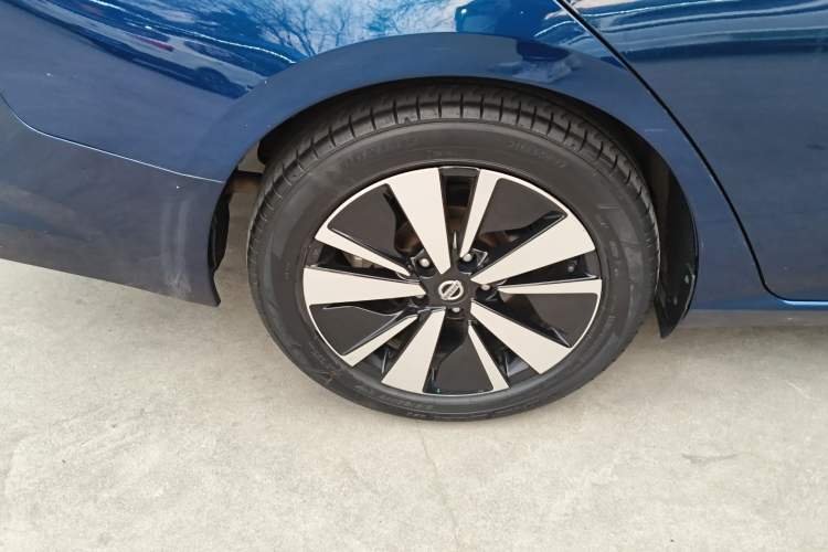 Used Nissan Teana 2021 2.0L XL Comfort Edition Right Rear Wheel Hub