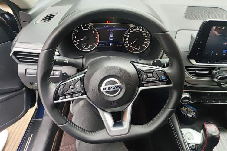 Used Nissan Teana 2021 2.0T XL Upper AD1 Smart Navigation Edition Steering Wheel