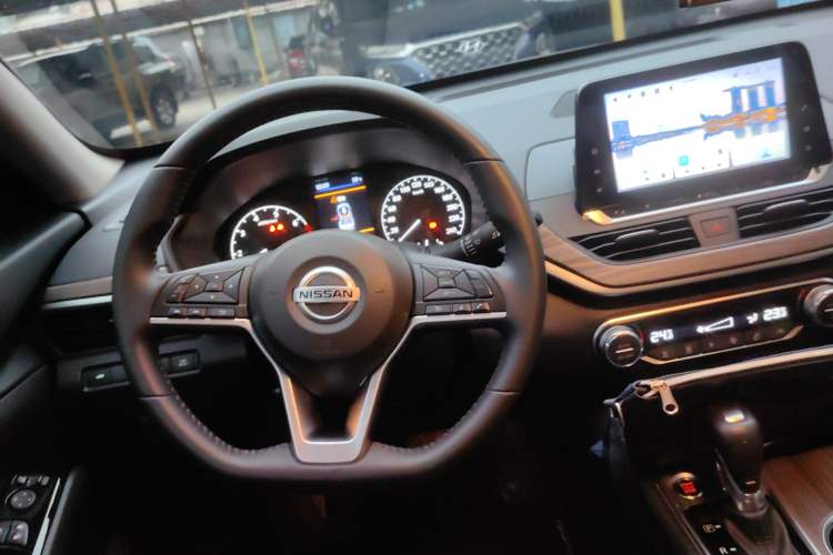 Used Nissan Teana 2021 2.0L XL Comfort Edition Steering Wheel