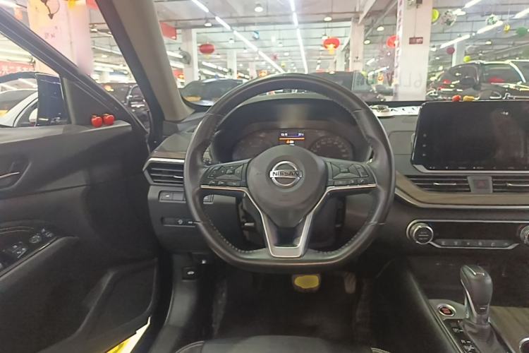 Used Nissan Teana 2021 2.0L XL Comfort Edition Steering Wheel