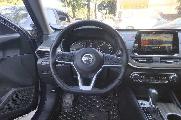 Used Nissan Teana 2021 2.0L XL Comfort Edition Steering Wheel