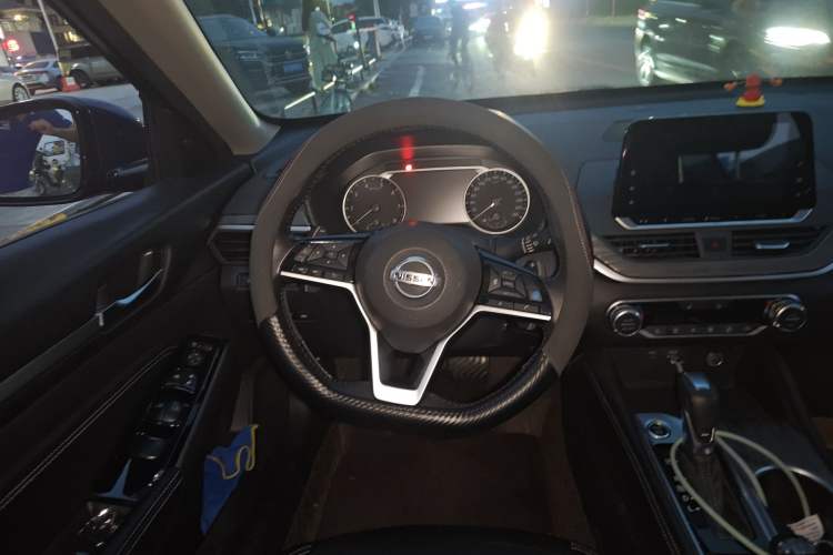 Used Nissan Teana 2021 2.0T XL Upper AD1 Smart Navigation Edition Steering Wheel