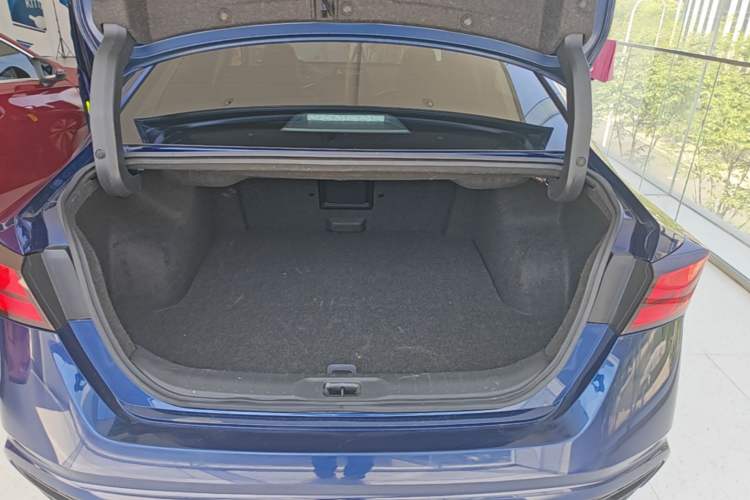 Used Nissan Teana 2021 2.0L XL Upper AD1 Smart Drive & Navigation Edition Trunk