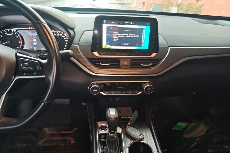 Used Nissan Teana 2021 2.0T XL Upper AD1 Smart Navigation Edition Audio And AC Panel