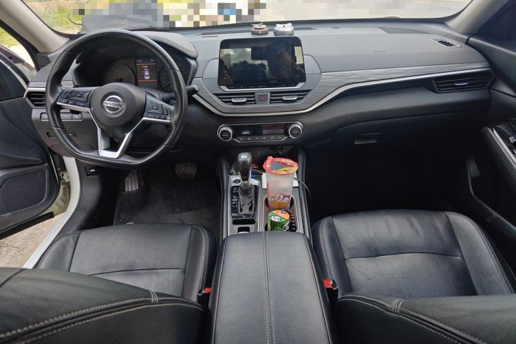 Used Nissan Teana 2021 2.0T XL Smart Upgrade Edition Center Console