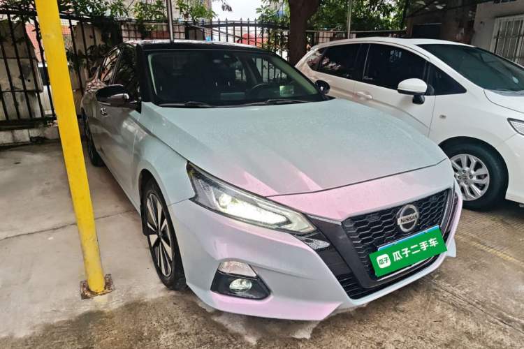 Used Nissan Teana 2021 2.0T XL Upper AD1 Smart Navigation Edition Front Right 45 Deg