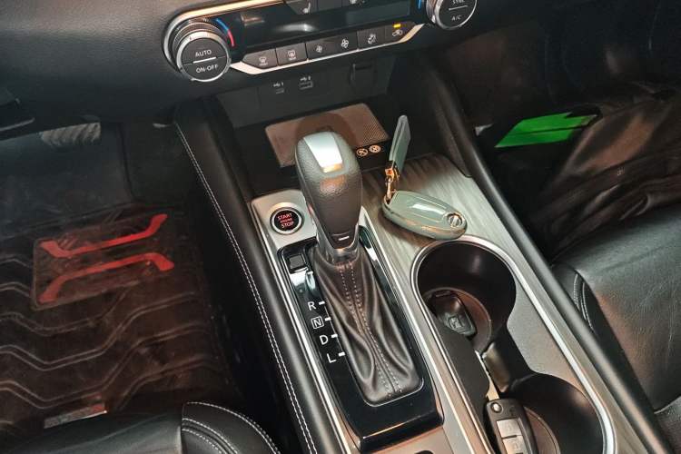Used Nissan Teana 2021 2.0T XL Upper AD1 Smart Navigation Edition Gear Lever