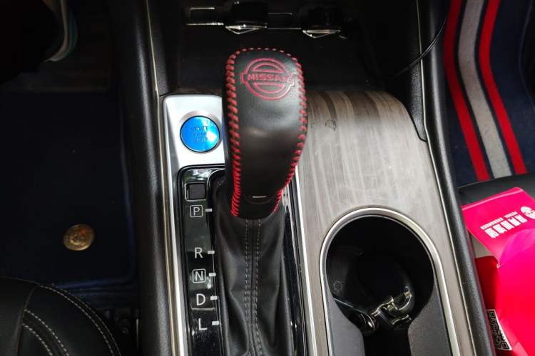 Used Nissan Teana 2021 2.0L XL Comfort Edition Gear Lever