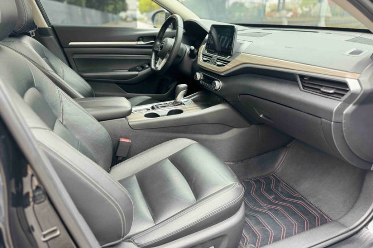 Used Nissan Teana 2021 2.0L XL Comfort Edition Interior 2