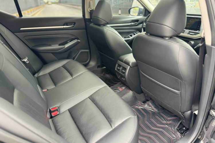 Used Nissan Teana 2021 2.0L XL Comfort Edition Interior 3