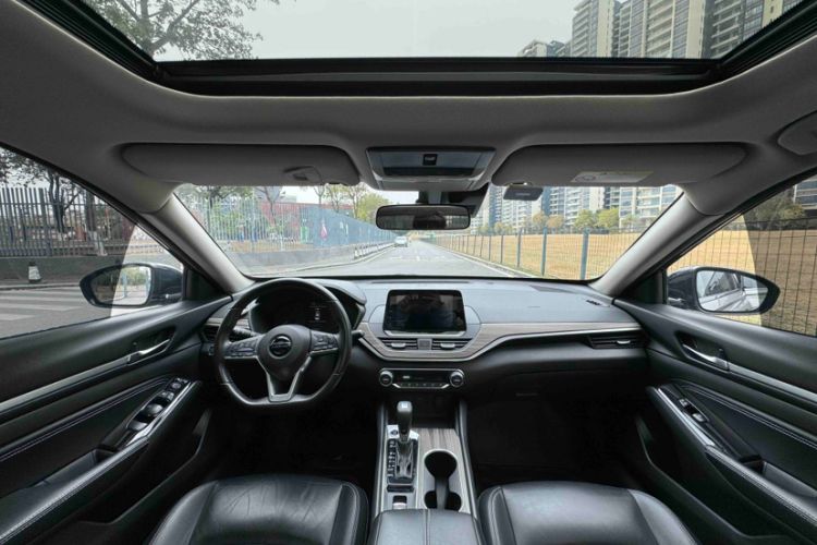 Used Nissan Teana 2021 2.0L XL Comfort Edition Interior 5