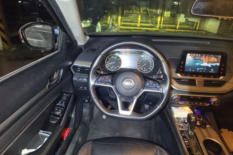 Used Nissan Teana 2021 2.0L XL Upper AD1 Smart Drive & Navigation Edition Steering Wheel