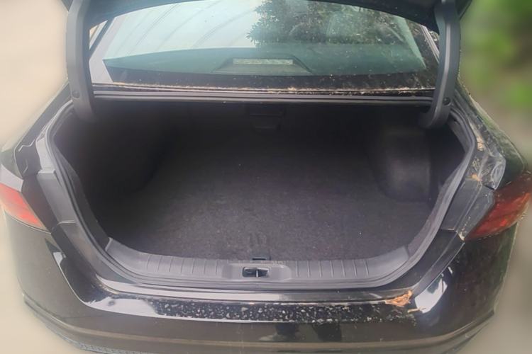 Used Nissan Teana 2021 2.0L XE Fashion Edition Trunk