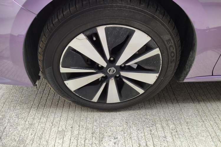 Used Nissan Teana 2021 2.0L XL Comfort Edition Left Front Wheel Hub