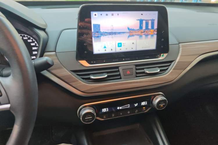 Used Nissan Teana 2021 2.0L XL Comfort Edition Audio And AC Panel