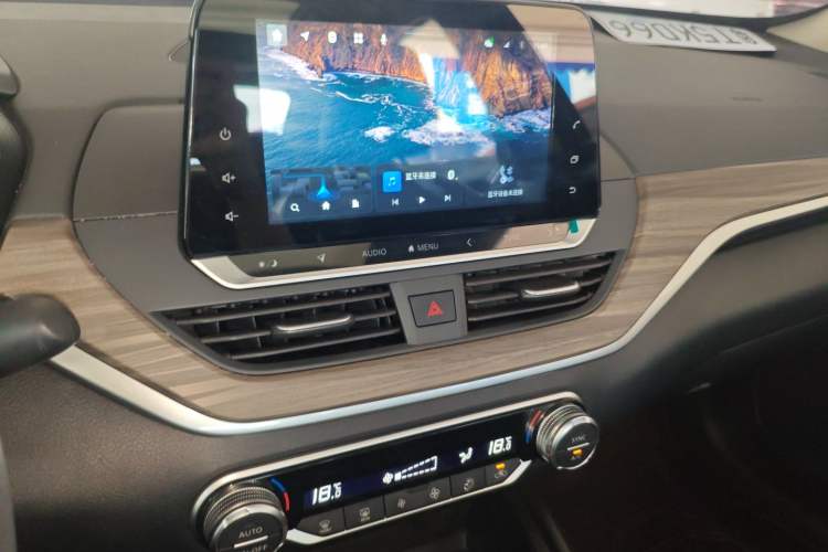 Used Nissan Teana 2021 2.0L XL Comfort Edition Audio And AC Panel