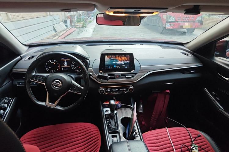 Used Nissan Teana 2021 2.0L XL Comfort Edition Center Console