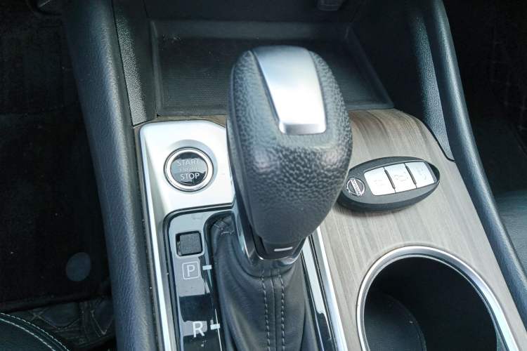 Used Nissan Teana 2021 2.0L XL Comfort Edition Gear Lever