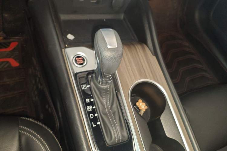 Used Nissan Teana 2021 2.0L XL Comfort Edition Gear Lever