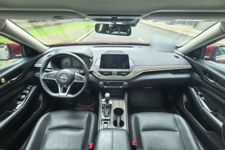 Used Nissan Teana 2021 2.0L XL Comfort Edition Interior 2