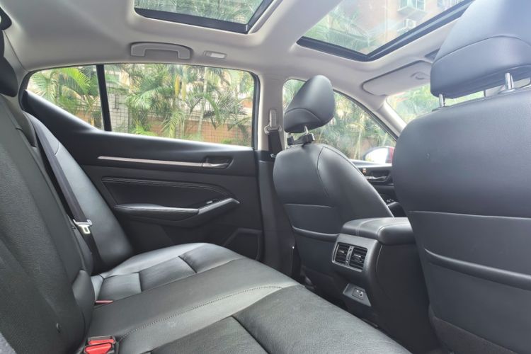 Used Nissan Teana 2021 2.0L XL Comfort Edition Interior 3