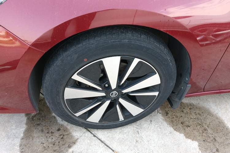 Used Nissan Teana 2021 2.0L XL Comfort Edition Left Front Wheel Hub