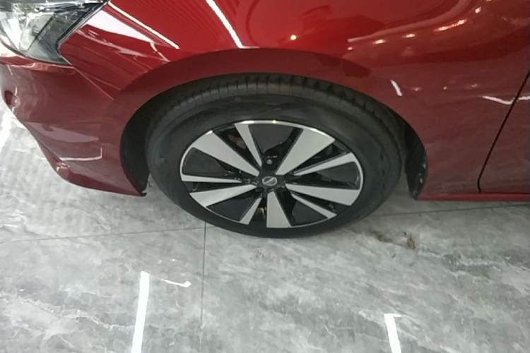 Used Nissan Teana 2021 2.0L XL Comfort Edition Left Front Wheel Hub