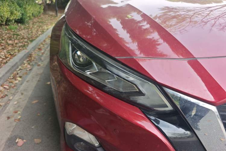 Used Nissan Teana 2021 2.0L XL Upper AD1 Smart Drive & Navigation Edition Right Front Headlight