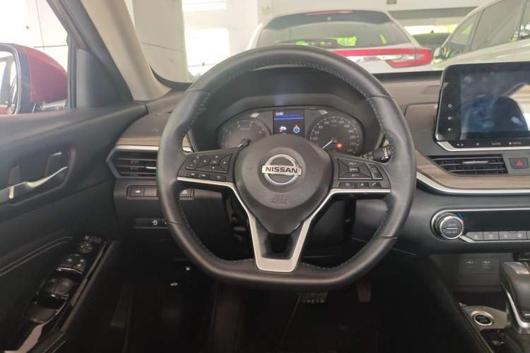 Used Nissan Teana 2021 2.0L XL Comfort Edition Steering Wheel