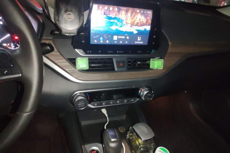 Used Nissan Teana 2021 2.0L XL Comfort Edition Audio And AC Panel