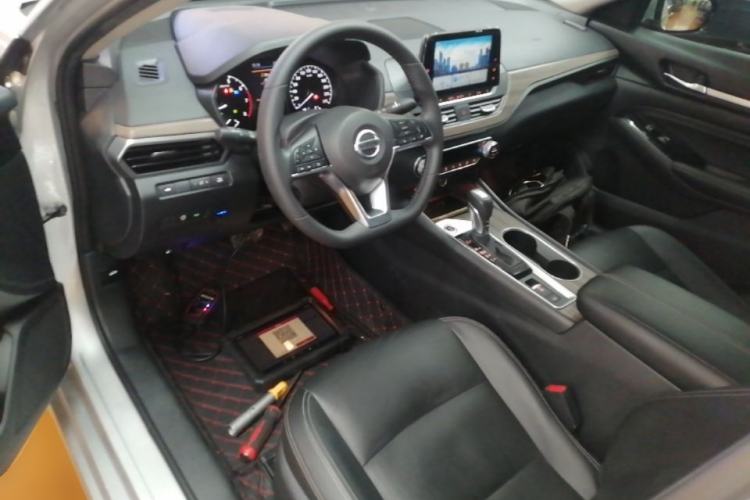 Used Nissan Teana 2021 2.0L XL Comfort Edition Center Console