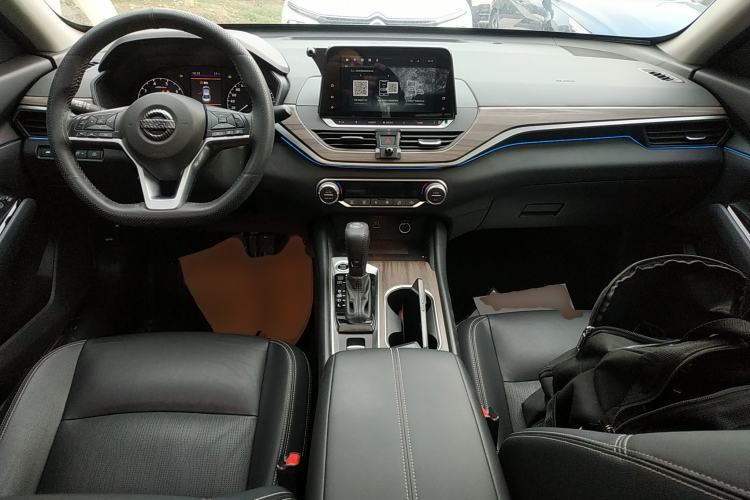 Used Nissan Teana 2021 2.0L XL Comfort Edition Center Console