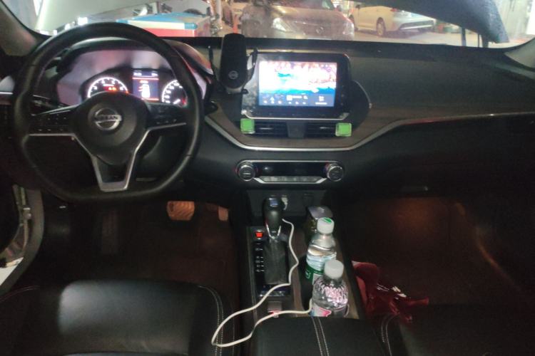 Used Nissan Teana 2021 2.0L XL Comfort Edition Center Console