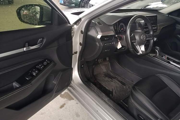 Used Nissan Teana 2021 2.0L XL Comfort Edition Driver Seat