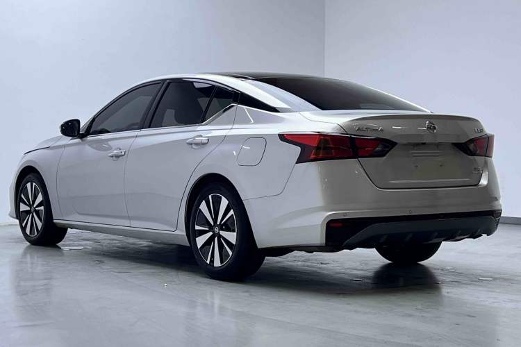 Used Nissan Teana 2021 2.0T XL Upper AD1 Smart Navigation Edition Exterior 4