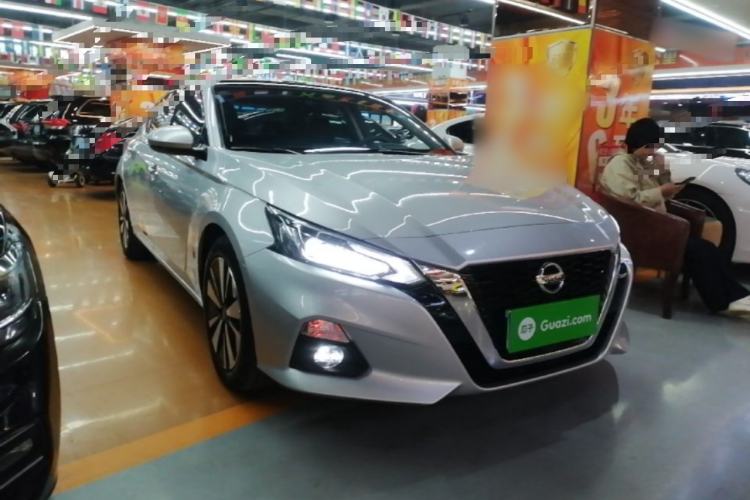 Used Nissan Teana 2021 2.0L XL Comfort Edition Front Right 45 Deg