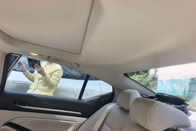 Used Nissan Teana 2021 2.0L XL Comfort Edition Headliner