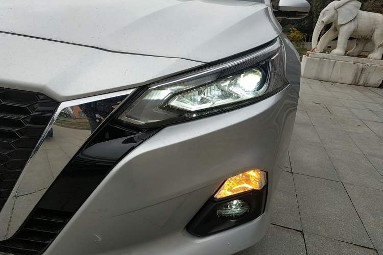Used Nissan Teana 2021 2.0L XL Comfort Edition Left Front Headlight